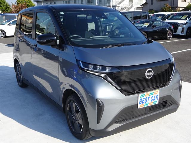 サクラ Ｘ　純正９インチナビ　フルセグＴＶ　アラウンドビューモニター　ドライブレコーダー　Ｂｌｕｅｔｏｏｔｈ　ＤＩＳＣ　ＵＳＢ　レーンキープアシスト　ＬＥＤヘッドライト　オートライト　オートハイビーム（7枚目）