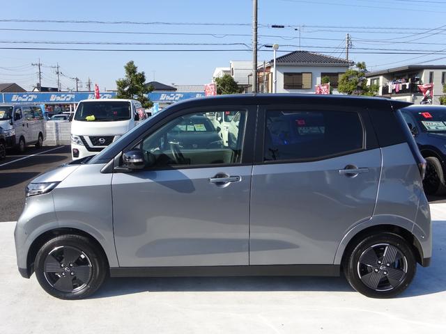 サクラ Ｘ　純正９インチナビ　フルセグＴＶ　アラウンドビューモニター　ドライブレコーダー　Ｂｌｕｅｔｏｏｔｈ　ＤＩＳＣ　ＵＳＢ　レーンキープアシスト　ＬＥＤヘッドライト　オートライト　オートハイビーム（9枚目）