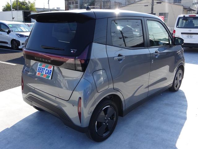 サクラ Ｘ　純正９インチナビ　フルセグＴＶ　アラウンドビューモニター　ドライブレコーダー　Ｂｌｕｅｔｏｏｔｈ　ＤＩＳＣ　ＵＳＢ　レーンキープアシスト　ＬＥＤヘッドライト　オートライト　オートハイビーム（13枚目）