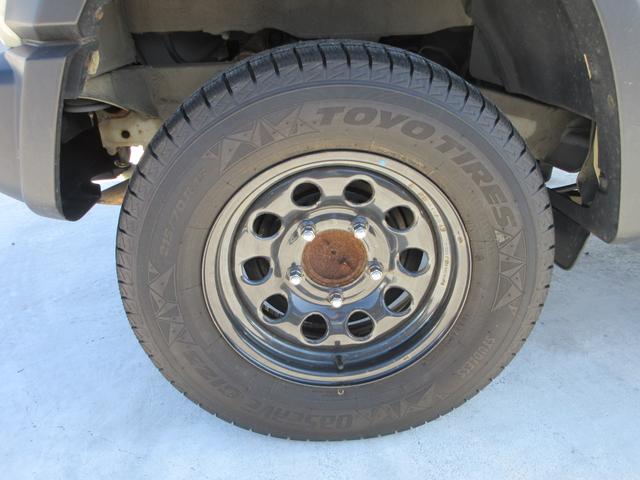 ジムニーシエラ ＪＬ　４ＷＤ　５速ＭＴ　８インチＫＥＮＷＯＯＤナビ　フルセグＴＶ　ＥＴＣ　シートヒーター　プッシュスタート　ビルシュタインサスペンション　電動格納ドアミラー　Ｂｌｕｅｔｏｏｔｈ　スマートキー（11枚目）