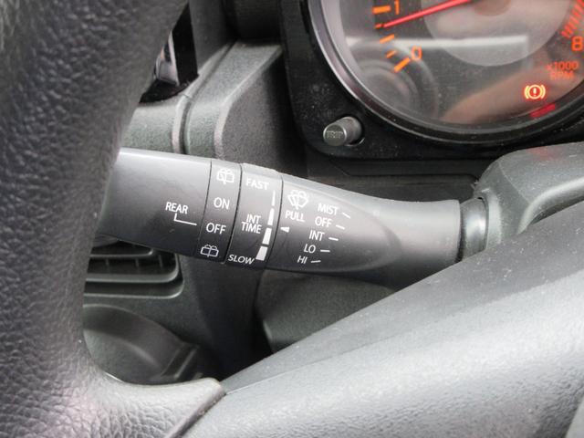 ジムニーシエラ ＪＬ　４ＷＤ　５速ＭＴ　８インチＫＥＮＷＯＯＤナビ　フルセグＴＶ　ＥＴＣ　シートヒーター　プッシュスタート　ビルシュタインサスペンション　電動格納ドアミラー　Ｂｌｕｅｔｏｏｔｈ　スマートキー（24枚目）