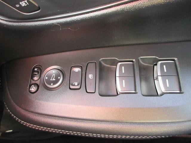 ＺＲ－Ｖ ｅ：ＨＥＶ　Ｚ特別仕様車ブラックスタイル　ホンダセンシング　本革シート　純正９インチナビ　フルセグＴＶ　全周囲カメラ　パワーバックドア　ＢＯＳＥサウンド　アダプティブクルーズコントロール　パドルシフト　ＥＴＣ　シートヒーター　パワーシート（28枚目）