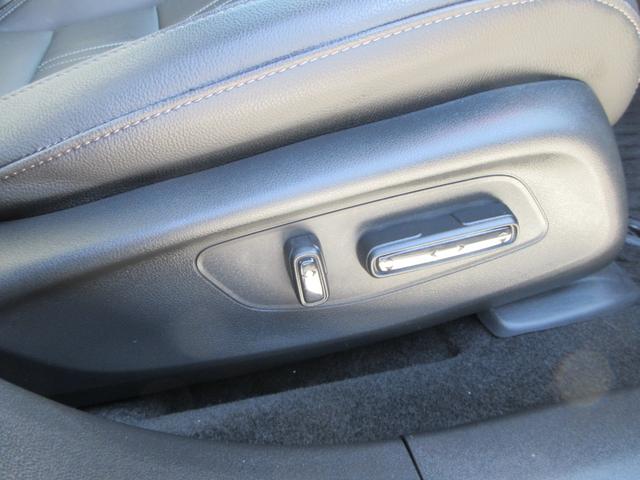 ＺＲ－Ｖ ｅ：ＨＥＶ　Ｚ特別仕様車ブラックスタイル　ホンダセンシング　本革シート　純正９インチナビ　フルセグＴＶ　全周囲カメラ　パワーバックドア　ＢＯＳＥサウンド　アダプティブクルーズコントロール　パドルシフト　ＥＴＣ　シートヒーター　パワーシート（43枚目）