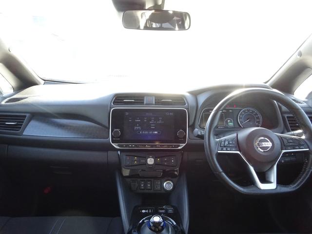 リーフ ｅ＋　Ｘ　純正９インチナビ　フルセグＴＶ　バックカメラ　ＥＴＣ２．０　Ｂｌｕｅｔｏｏｔｈ　ＵＳＢ　クルーズコントロール　レーンキープアシスト　ＬＥＤヘッドライト　オートライト　オートハイビーム　シートヒーター（28枚目）