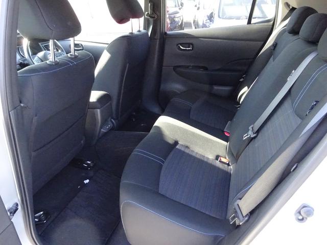 リーフ ｅ＋　Ｘ　純正９インチナビ　フルセグＴＶ　バックカメラ　ＥＴＣ２．０　Ｂｌｕｅｔｏｏｔｈ　ＵＳＢ　クルーズコントロール　レーンキープアシスト　ＬＥＤヘッドライト　オートライト　オートハイビーム　シートヒーター（42枚目）