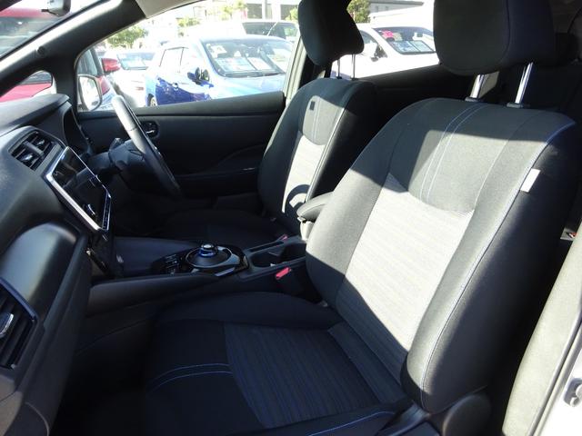 リーフ ｅ＋　Ｘ　純正９インチナビ　フルセグＴＶ　バックカメラ　ＥＴＣ２．０　Ｂｌｕｅｔｏｏｔｈ　ＵＳＢ　クルーズコントロール　レーンキープアシスト　ＬＥＤヘッドライト　オートライト　オートハイビーム　シートヒーター（45枚目）