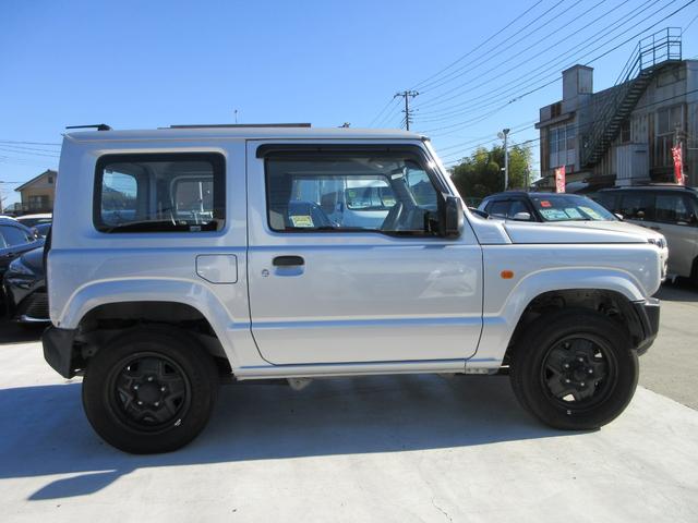 ジムニー ＸＧ　４ＷＤ　ＫＥＮＷＯＯＤナビ　フルセグＴＶ　ヒルディセントコントロール　アイドリングストップ　キーレスエントリー　ＤＶＤ再生　Ｂｌｕｅｔｏｏｔｈ（13枚目）