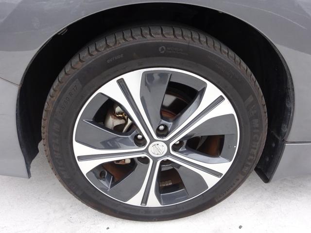 リーフ Ｇ　プロパイロット　純正ナビ　フルセグＴＶ　アラウンドビューモニター　ＥＴＣ　レーンキープアシスト　ブラインドスポットモニター　シートヒーター　ＬＥＤヘッドライト　オートライト　オートハイビーム（10枚目）