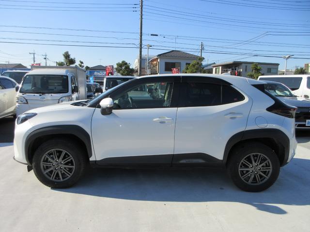 ヤリスクロス ハイブリッドＧ　４ＷＤ　トヨタセーフティセンス　純正８型ナビ　フルセグＴＶ　バックカメラ　レーダークルーズコントロール　ドラレコ　パーキングソナーセンサー　ＬＥＤヘッドライト　フォグ　エンジンスターター　スマートキー（14枚目）