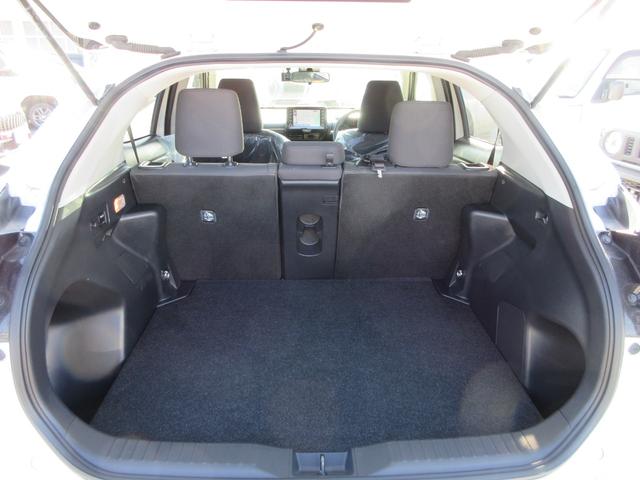 ヤリスクロス ハイブリッドＧ　４ＷＤ　トヨタセーフティセンス　純正８型ナビ　フルセグＴＶ　バックカメラ　レーダークルーズコントロール　ドラレコ　パーキングソナーセンサー　ＬＥＤヘッドライト　フォグ　エンジンスターター　スマートキー（18枚目）