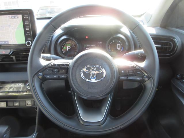 ヤリスクロス ハイブリッドＧ　４ＷＤ　トヨタセーフティセンス　純正８型ナビ　フルセグＴＶ　バックカメラ　レーダークルーズコントロール　ドラレコ　パーキングソナーセンサー　ＬＥＤヘッドライト　フォグ　エンジンスターター　スマートキー（21枚目）