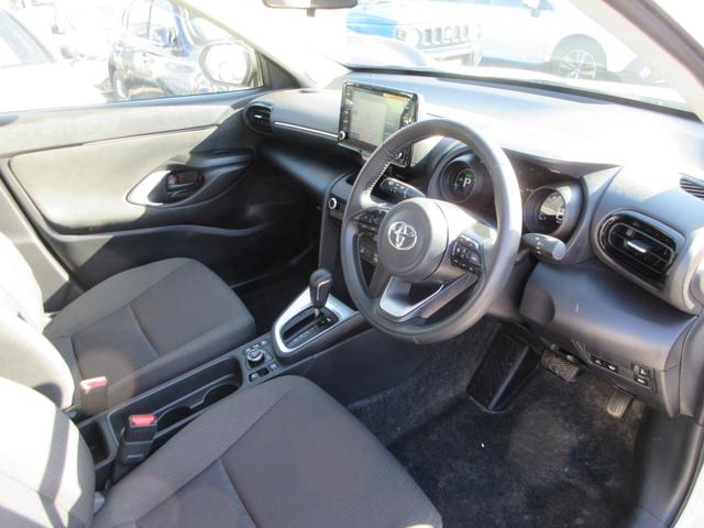 ヤリスクロス ハイブリッドＧ　４ＷＤ　トヨタセーフティセンス　純正８型ナビ　フルセグＴＶ　バックカメラ　レーダークルーズコントロール　ドラレコ　パーキングソナーセンサー　ＬＥＤヘッドライト　フォグ　エンジンスターター　スマートキー（43枚目）