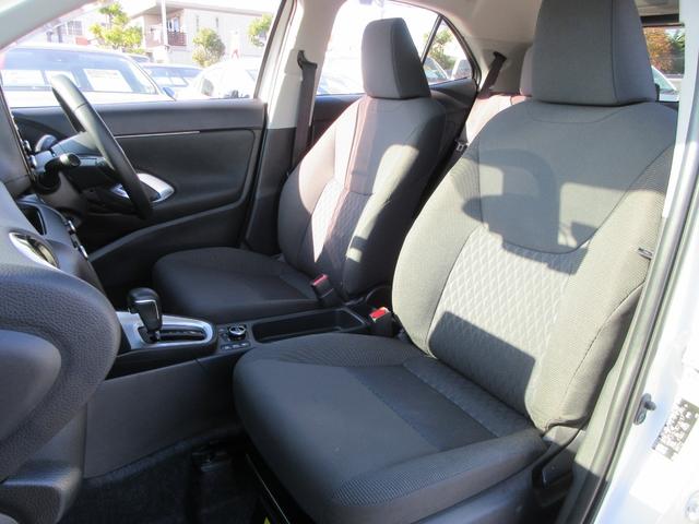 ヤリスクロス ハイブリッドＧ　４ＷＤ　トヨタセーフティセンス　純正８型ナビ　フルセグＴＶ　バックカメラ　レーダークルーズコントロール　ドラレコ　パーキングソナーセンサー　ＬＥＤヘッドライト　フォグ　エンジンスターター　スマートキー（51枚目）