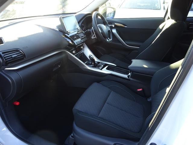 エクリプスクロスPHEV G 4WDマイパイロット 純正8インチナビ フルセグTV パワーバックドア アラウンドビューモニター Bluetooth USB レーンキープアシスト オートライト オートハイビーム シートヒーター(45枚目)