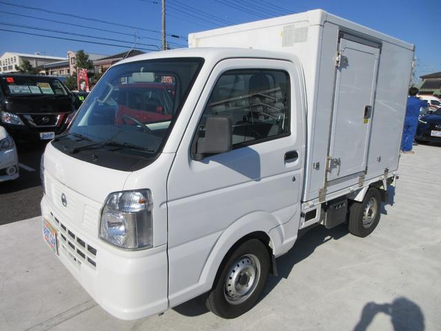 ＮＴ１００クリッパートラック 　４ＷＤ　冷蔵冷凍車　東プレ製　－５℃設定　スライドドア　５速ＭＴ車（7枚目）