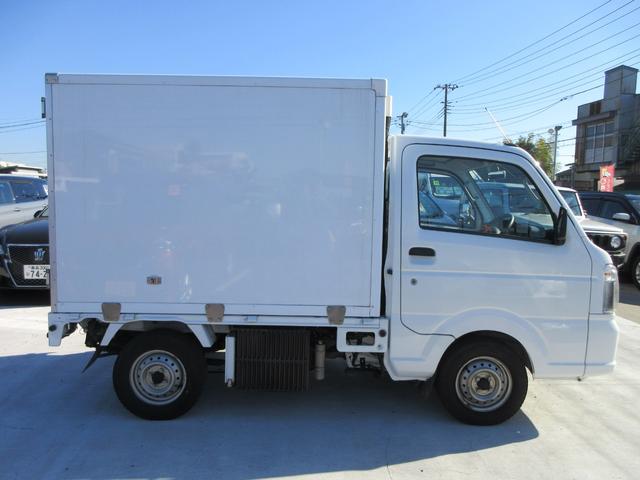 ＮＴ１００クリッパートラック 　４ＷＤ　冷蔵冷凍車　東プレ製　－５℃設定　スライドドア　５速ＭＴ車（13枚目）