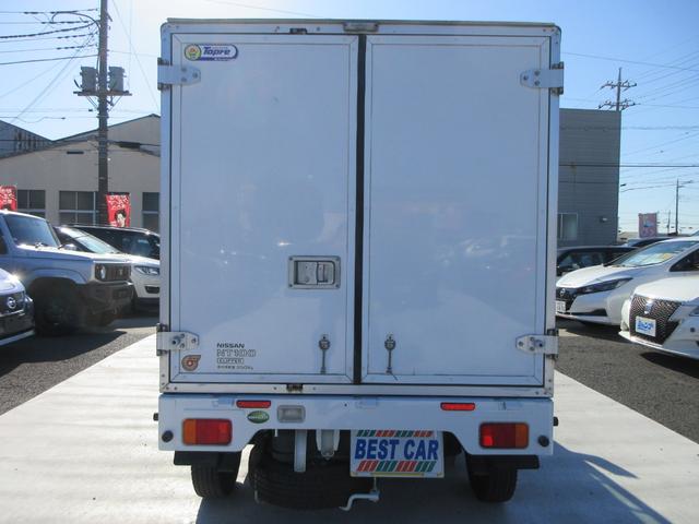 ＮＴ１００クリッパートラック 　４ＷＤ　冷蔵冷凍車　東プレ製　－５℃設定　スライドドア　５速ＭＴ車（17枚目）