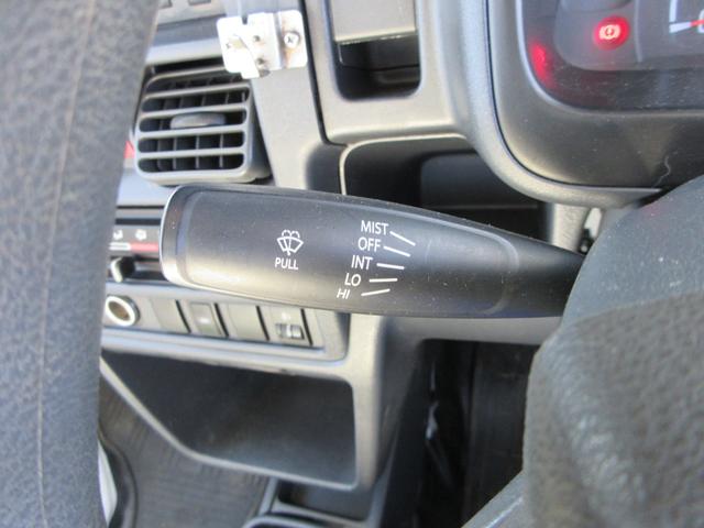 ＮＴ１００クリッパートラック 　４ＷＤ　冷蔵冷凍車　東プレ製　－５℃設定　スライドドア　５速ＭＴ車（29枚目）