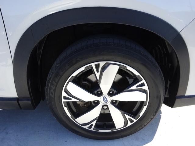 フォレスター アドバンス　４ＷＤ　純正８インチナビ　フルセグＴＶ　バックカメラ　サイドカメラ　ＥＴＣ　アダプティブクルーズコントロール　レーンキープアシスト　ルーフレール　ＰＵＳＨスタート　シートヒーター（17枚目）