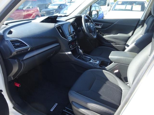 フォレスター アドバンス　４ＷＤ　純正８インチナビ　フルセグＴＶ　バックカメラ　サイドカメラ　ＥＴＣ　アダプティブクルーズコントロール　レーンキープアシスト　ルーフレール　ＰＵＳＨスタート　シートヒーター（46枚目）