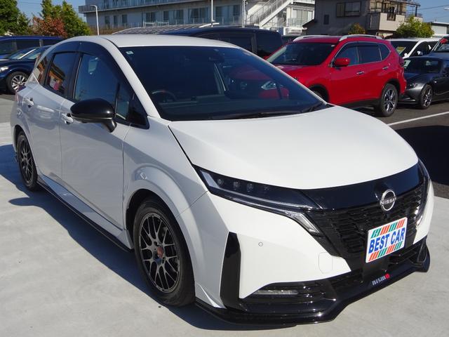 オーラ ニスモ　ＫＥＮＷＯＯＤナビ　フルセグＴＶ　アラウンドビューモニター　ＥＴＣ　Ｂｌｕｅｔｏｏｔｈ　ＤＩＳＣ　ＵＳＢ　アダプティブクルーズコントロール　ブラインドスポットモニター　レーンキープアシスト（7枚目）