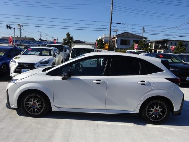 オーラ ニスモ　ＫＥＮＷＯＯＤナビ　フルセグＴＶ　アラウンドビューモニター　ＥＴＣ　Ｂｌｕｅｔｏｏｔｈ　ＤＩＳＣ　ＵＳＢ　アダプティブクルーズコントロール　ブラインドスポットモニター　レーンキープアシスト（9枚目）