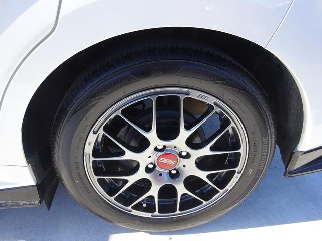 オーラ ニスモ　ＫＥＮＷＯＯＤナビ　フルセグＴＶ　アラウンドビューモニター　ＥＴＣ　Ｂｌｕｅｔｏｏｔｈ　ＤＩＳＣ　ＵＳＢ　アダプティブクルーズコントロール　ブラインドスポットモニター　レーンキープアシスト（11枚目）