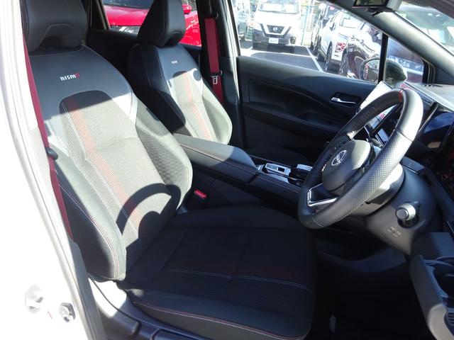 オーラ ニスモ　ＫＥＮＷＯＯＤナビ　フルセグＴＶ　アラウンドビューモニター　ＥＴＣ　Ｂｌｕｅｔｏｏｔｈ　ＤＩＳＣ　ＵＳＢ　アダプティブクルーズコントロール　ブラインドスポットモニター　レーンキープアシスト（39枚目）