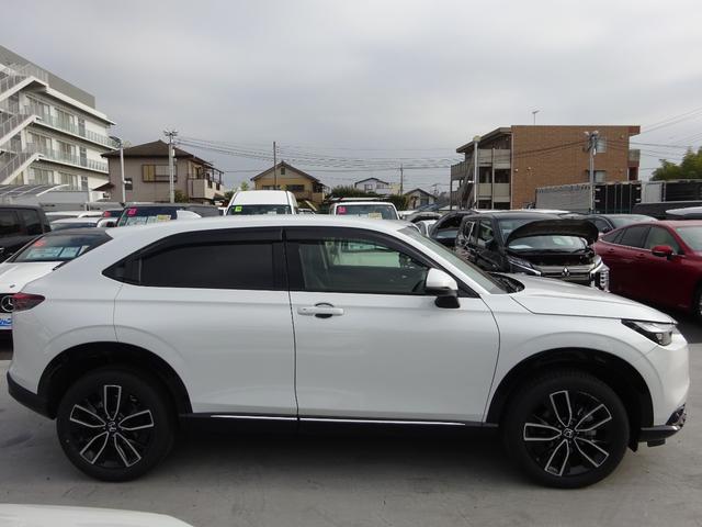 ヴェゼル ｅ：ＨＥＶ　Ｚ　ホンダセンシング　純正９インチナビ　Ａｎｄｒｏｉｄ　Ａｕｔｏ　フルセグＴＶ　パワーバックドア　バックカメラ　ドライブレコーダー　ＥＴＣ２．０　Ｂｌｕｅｔｏｏｔｈ　ＵＳＢ（15枚目）