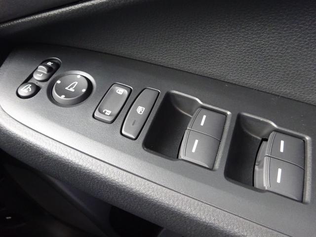 ヴェゼル ｅ：ＨＥＶ　Ｚ　ホンダセンシング　純正９インチナビ　Ａｎｄｒｏｉｄ　Ａｕｔｏ　フルセグＴＶ　パワーバックドア　バックカメラ　ドライブレコーダー　ＥＴＣ２．０　Ｂｌｕｅｔｏｏｔｈ　ＵＳＢ（24枚目）