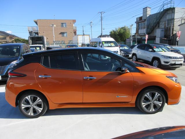 リーフ e+ G プロパイロット 純正9インチナビ フルセグTV 全周囲カメラ BOSEサウンド ドラレコ ETC ハーフレザーシート シートヒーター ステアリングヒーター LEDヘッドライト 急速充電 充電ケーブル(13枚目)