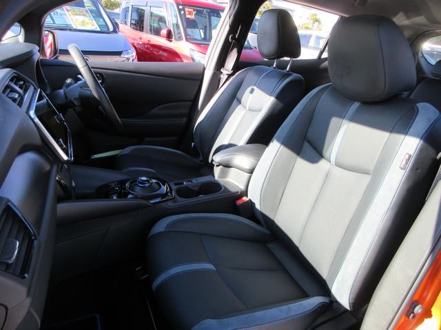 リーフ e+ G プロパイロット 純正9インチナビ フルセグTV 全周囲カメラ BOSEサウンド ドラレコ ETC ハーフレザーシート シートヒーター ステアリングヒーター LEDヘッドライト 急速充電 充電ケーブル(55枚目)