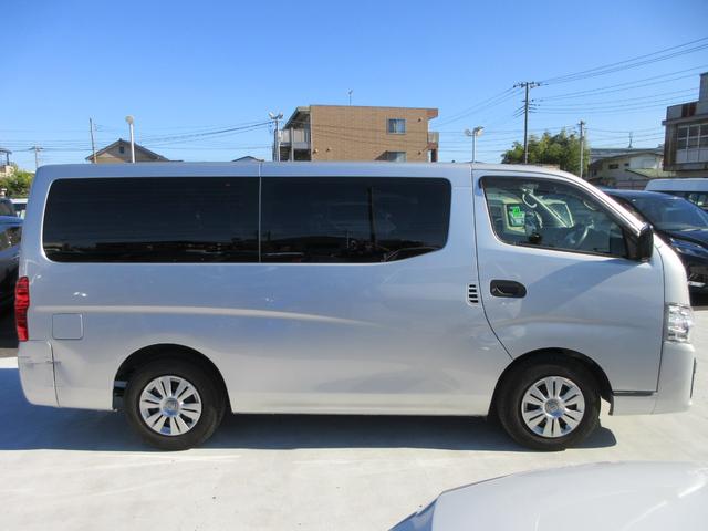 キャラバン ロングDX 低床タイプ ディーゼルターボ 純正ナビ フルセグTV バックカメラ ドライブレコーダー ETC スライドドア キーレスオートライト キーレスエントリー Bluetooth(13枚目)