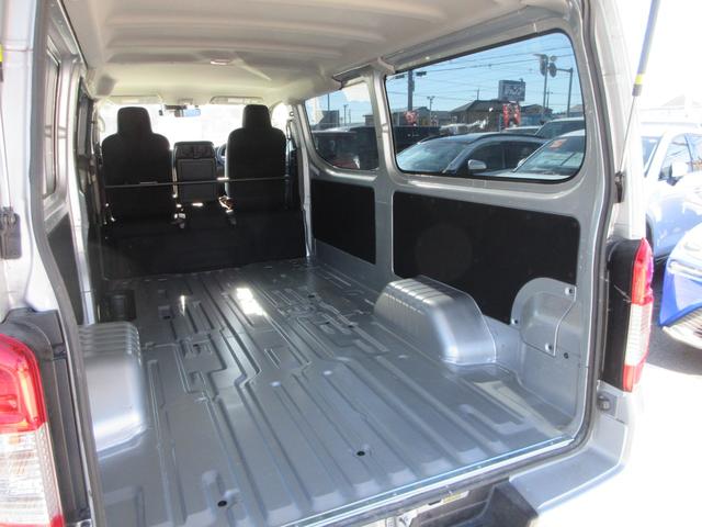 キャラバン ロングDX 低床タイプ ディーゼルターボ 純正ナビ フルセグTV バックカメラ ドライブレコーダー ETC スライドドア キーレスオートライト キーレスエントリー Bluetooth(19枚目)