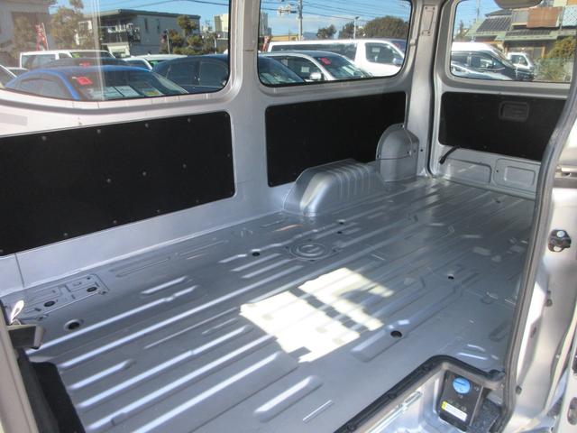 キャラバン ロングDX 低床タイプ ディーゼルターボ 純正ナビ フルセグTV バックカメラ ドライブレコーダー ETC スライドドア キーレスオートライト キーレスエントリー Bluetooth(49枚目)