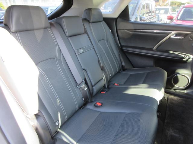 ＲＸ ＲＸ３００　本革シート　純正１２．３インチナビ　フルセグＴＶ　バックカメラ　パワーバックドア　レーダークルーズコントロール　ドラレコ　ＥＴＣ　シートヒーター　パワーシート　純正１８インチＡＷ　ＬＥＤヘッドライト（50枚目）