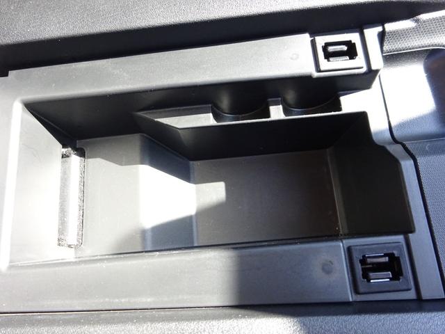 ロードスターＲＦ ＶＳ　レザーシート　ＢＯＳＥスピーカー　純正８．８インチナビ　フルセグＴＶ　バックカメラ　ドライブレコーダー　ＥＴＣ　Ｂｌｕｅｔｏｏｔｈ　ＤＩＳＣ　ＵＳＢ　ブラインドスポットモニター　レーンキープアシスト（43枚目）