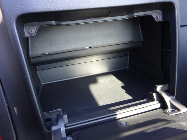 ロードスターＲＦ ＶＳ　レザーシート　ＢＯＳＥスピーカー　純正８．８インチナビ　フルセグＴＶ　バックカメラ　ドライブレコーダー　ＥＴＣ　Ｂｌｕｅｔｏｏｔｈ　ＤＩＳＣ　ＵＳＢ　ブラインドスポットモニター　レーンキープアシスト（51枚目）