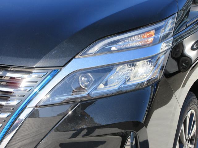 セレナ ｅ－パワー　ハイウェイスターＶ　プロパイロット　純正１０インチナビ　フルセグＴＶ　全周囲カメラ　両側パワースライドドア　ドライブレコーダー　ＥＴＣ　ＬＥＤヘッドライト　スマートルームミラー　ブラインドスポットモニター　インテリキー（8枚目）