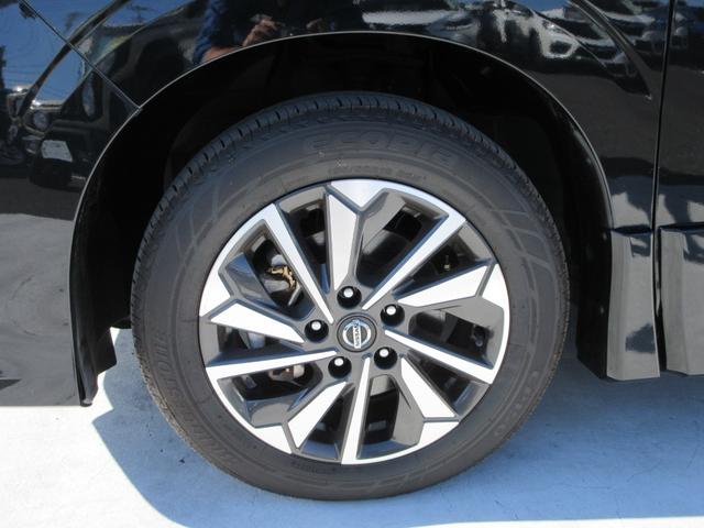 セレナ ｅ－パワー　ハイウェイスターＶ　プロパイロット　純正１０インチナビ　フルセグＴＶ　全周囲カメラ　両側パワースライドドア　ドライブレコーダー　ＥＴＣ　ＬＥＤヘッドライト　スマートルームミラー　ブラインドスポットモニター　インテリキー（9枚目）