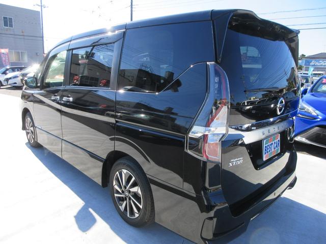 セレナ ｅ－パワー　ハイウェイスターＶ　プロパイロット　純正１０インチナビ　フルセグＴＶ　全周囲カメラ　両側パワースライドドア　ドライブレコーダー　ＥＴＣ　ＬＥＤヘッドライト　スマートルームミラー　ブラインドスポットモニター　インテリキー（16枚目）