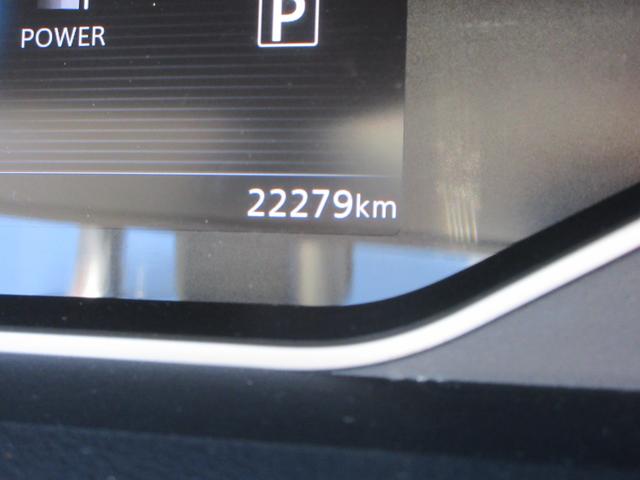 セレナ ｅ－パワー　ハイウェイスターＶ　プロパイロット　純正１０インチナビ　フルセグＴＶ　全周囲カメラ　両側パワースライドドア　ドライブレコーダー　ＥＴＣ　ＬＥＤヘッドライト　スマートルームミラー　ブラインドスポットモニター　インテリキー（22枚目）