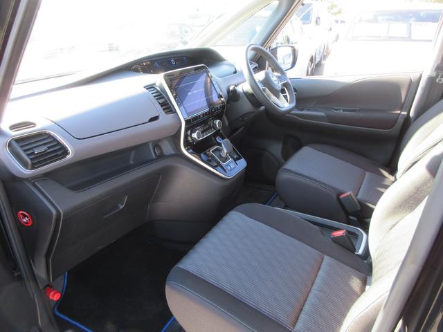 セレナ ｅ－パワー　ハイウェイスターＶ　プロパイロット　純正１０インチナビ　フルセグＴＶ　全周囲カメラ　両側パワースライドドア　ドライブレコーダー　ＥＴＣ　ＬＥＤヘッドライト　スマートルームミラー　ブラインドスポットモニター　インテリキー（49枚目）