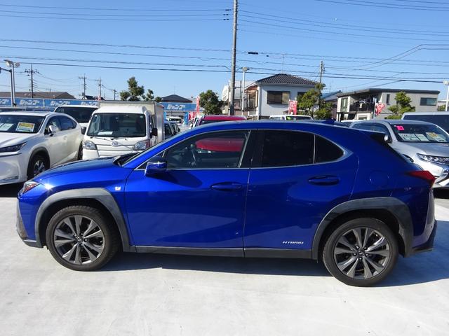 ＵＸ ＵＸ２５０ｈ　Ｆスポーツ　レザーシート　純正１２．３インチナビ　フルセグＴＶ　パワーバックドア　バックカメラ　ＥＴＣ２．０　Ｂｌｕｅｔｏｏｔｈ　ＤＩＳＣ　ＵＳＢ　アダプティブクルーズコントロール　レーンキープアシスト（9枚目）