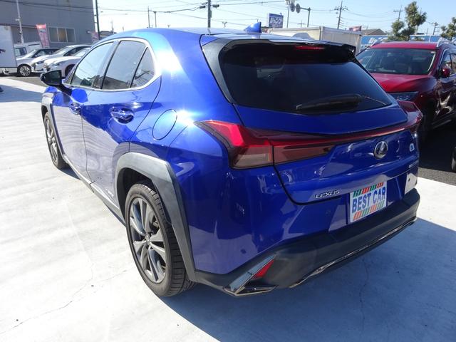 ＵＸ ＵＸ２５０ｈ　Ｆスポーツ　レザーシート　純正１２．３インチナビ　フルセグＴＶ　パワーバックドア　バックカメラ　ＥＴＣ２．０　Ｂｌｕｅｔｏｏｔｈ　ＤＩＳＣ　ＵＳＢ　アダプティブクルーズコントロール　レーンキープアシスト（14枚目）