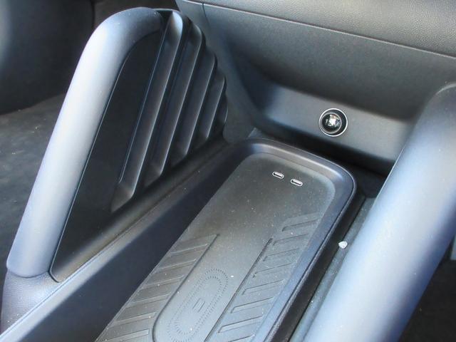 ＭＩＮＩ クーパーＥ　クラシック・トリム　純正ナビ　バックカメラ　クルーズコントロール　ミラーＥＴＣ　ハーフレザーシート　シートヒーター　ステアリングヒーター　ヘッドアップディスプレイ　パークディスタンス　純正１７インチＡＷ（41枚目）