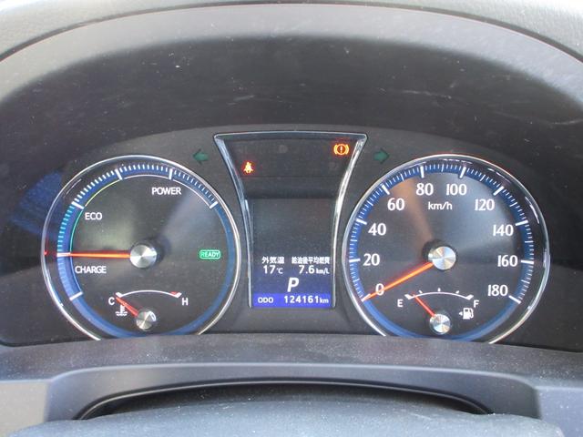 クラウンハイブリッド アスリートＳ　ストラーダナビ　フルセグＴＶ　ドライブレコーダー　ＥＴＣ　クルーズコントロール　パワーシート　ＨＩＤヘッドランプ　フロントフォグ　純正１８インチＡＷ　スマートキー（21枚目）