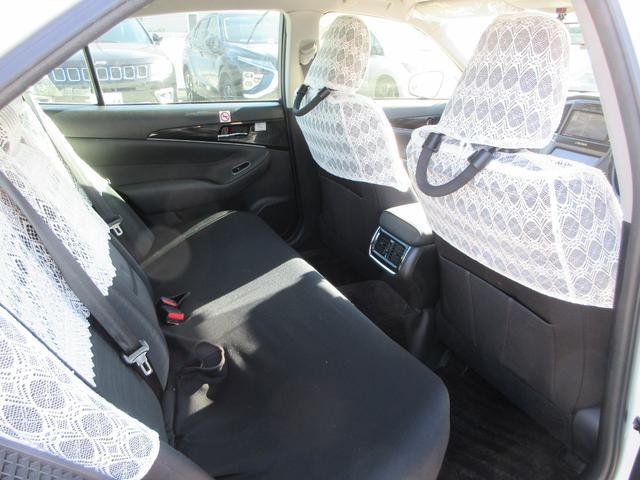 クラウンハイブリッド アスリートＳ　ストラーダナビ　フルセグＴＶ　ドライブレコーダー　ＥＴＣ　クルーズコントロール　パワーシート　ＨＩＤヘッドランプ　フロントフォグ　純正１８インチＡＷ　スマートキー（48枚目）