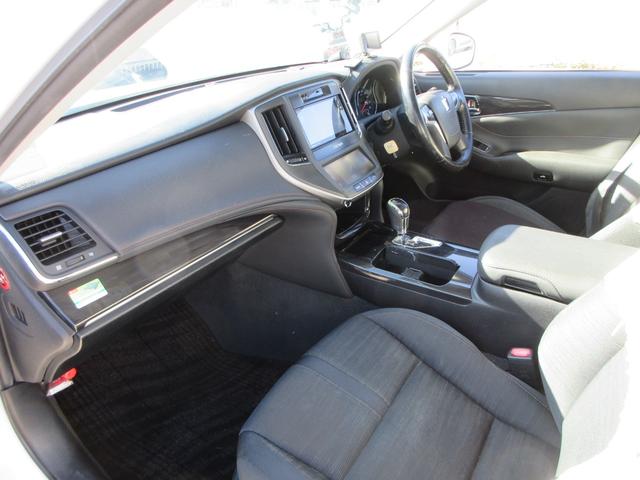 クラウンハイブリッド アスリートＳ　ストラーダナビ　フルセグＴＶ　ドライブレコーダー　ＥＴＣ　クルーズコントロール　パワーシート　ＨＩＤヘッドランプ　フロントフォグ　純正１８インチＡＷ　スマートキー（52枚目）