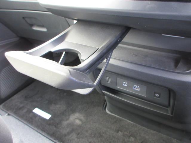 セレナ ｅ－パワー　ハイウェイスターＶ　純正エアロ　プロパイロット　純正１２．３型ナビ　フルセグＴＶ　後席フリップダウンモニター　全周囲カメラ　両側パワースライドドア　ＥＴＣ　インテリジェントルームミラー　ＬＥＤヘッドライト　インテリキー（39枚目）